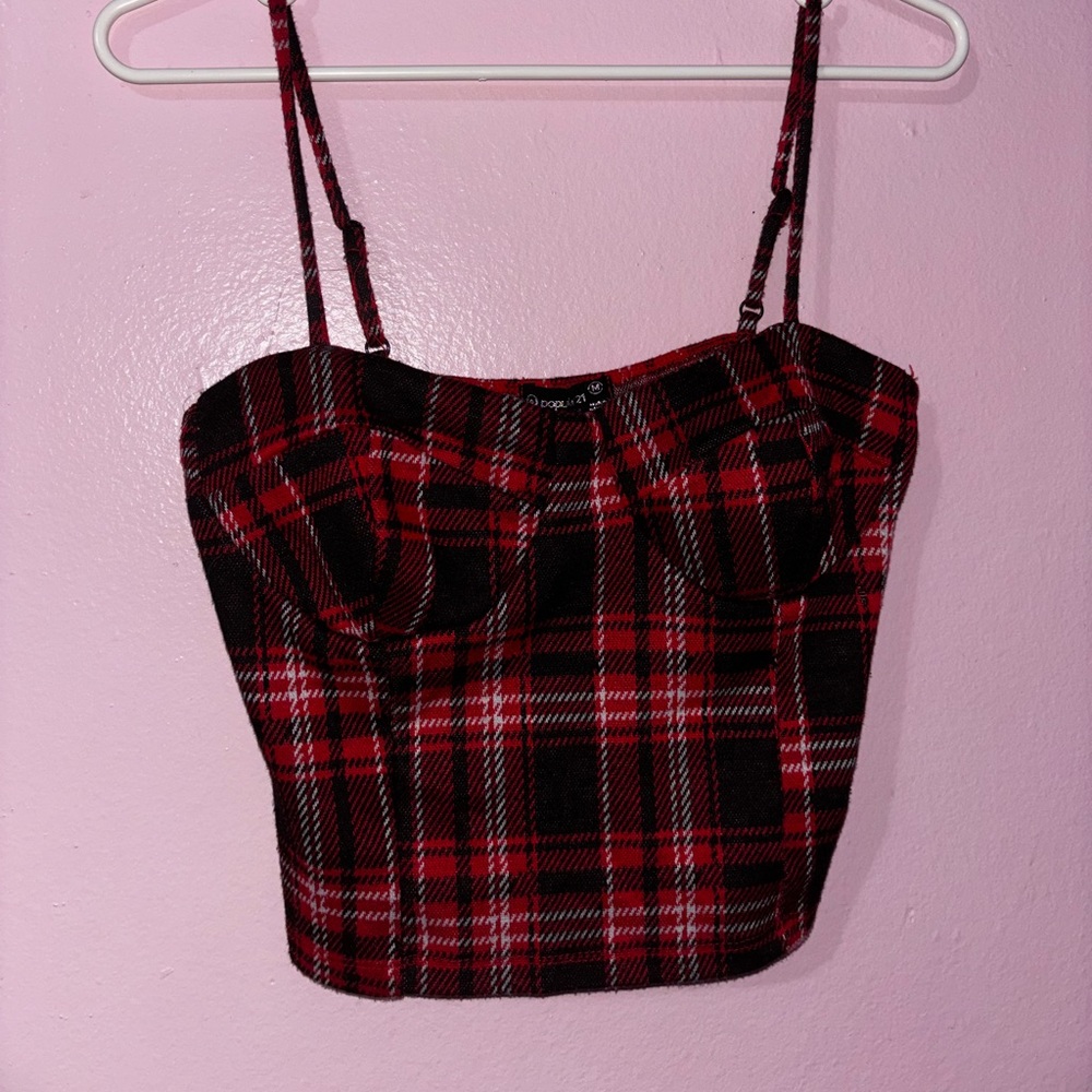 Red crop top